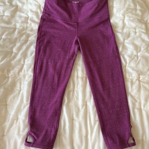 Old Navy Active Cropped Pants